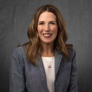 Elizabeth Lundmark Elizabeth Lundmark - headshot